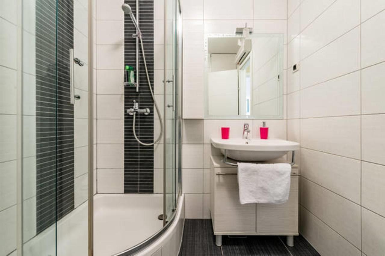 Near Beach Apartment Reno With Private Parking سبليت المظهر الخارجي الصورة
