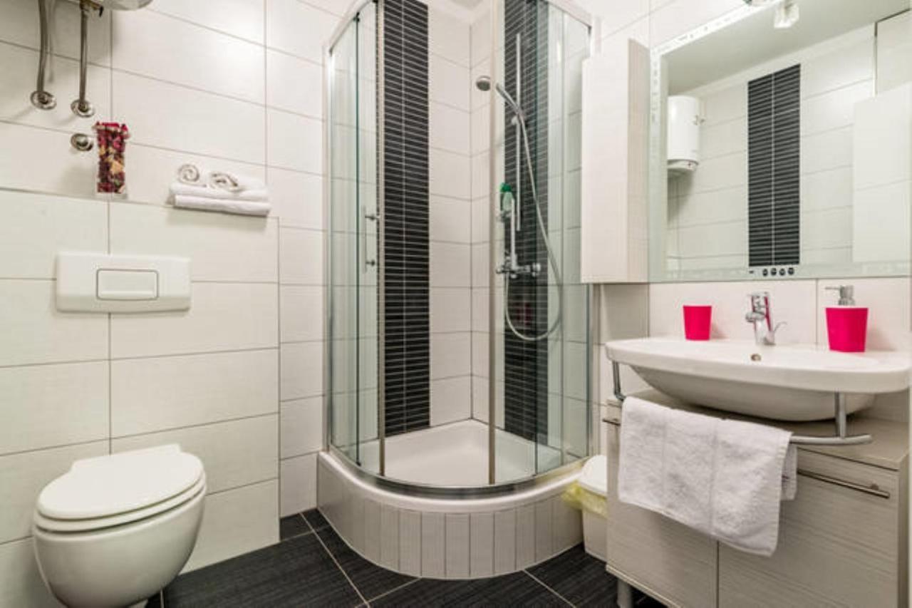Near Beach Apartment Reno With Private Parking سبليت المظهر الخارجي الصورة