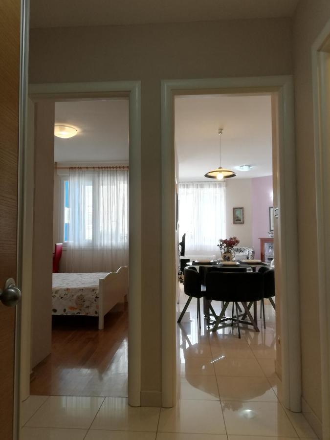 Near Beach Apartment Reno With Private Parking سبليت المظهر الخارجي الصورة