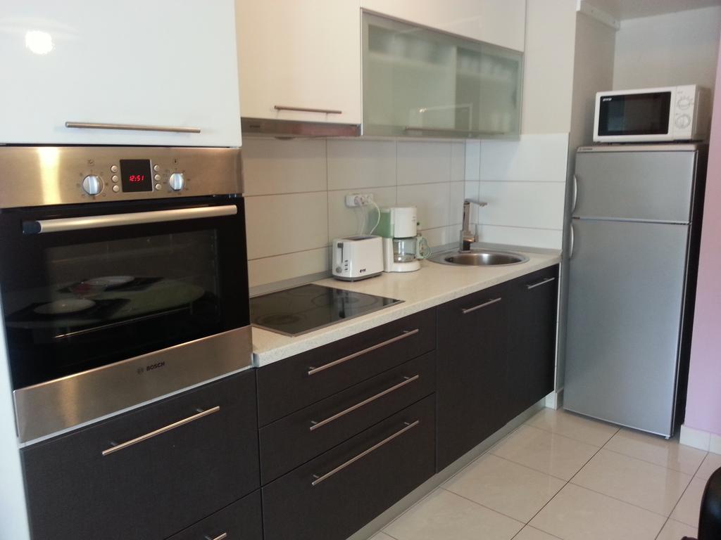 Near Beach Apartment Reno With Private Parking سبليت المظهر الخارجي الصورة